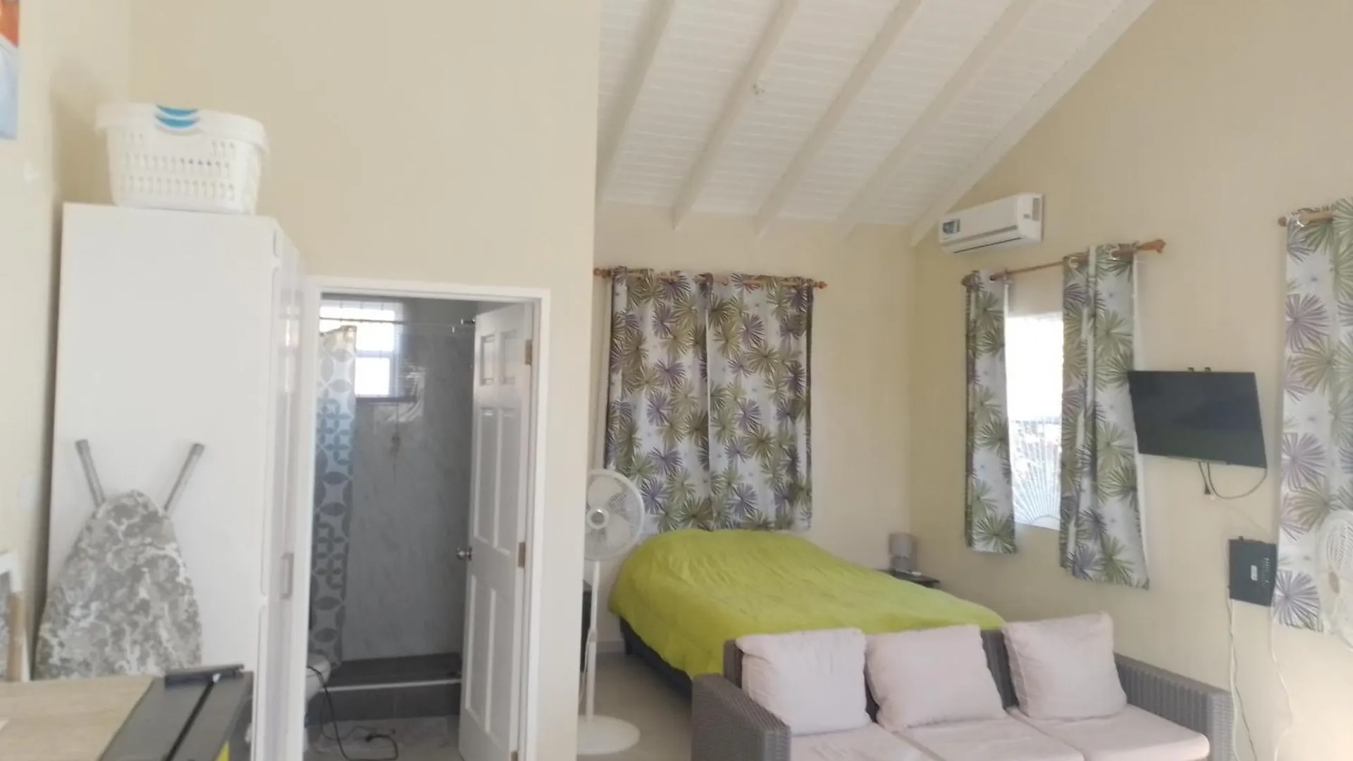 Kymani Villa Christchurch 0*,  Barbados